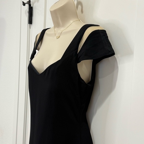 Parker Grace Dress Midi Cap Mesh Sleeve Ruffle Hem Black Size 6 Crepe Cocktail - Picture 8 of 14